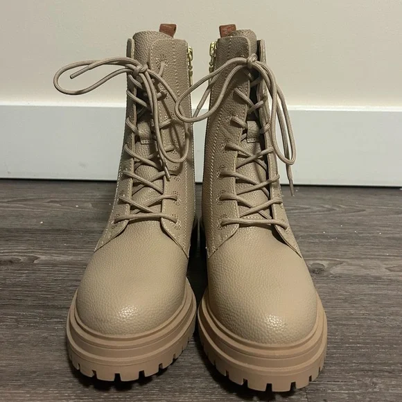 Matt & Nat Marlee Y2K Chunky Combat Boots - Picture 3 of 12